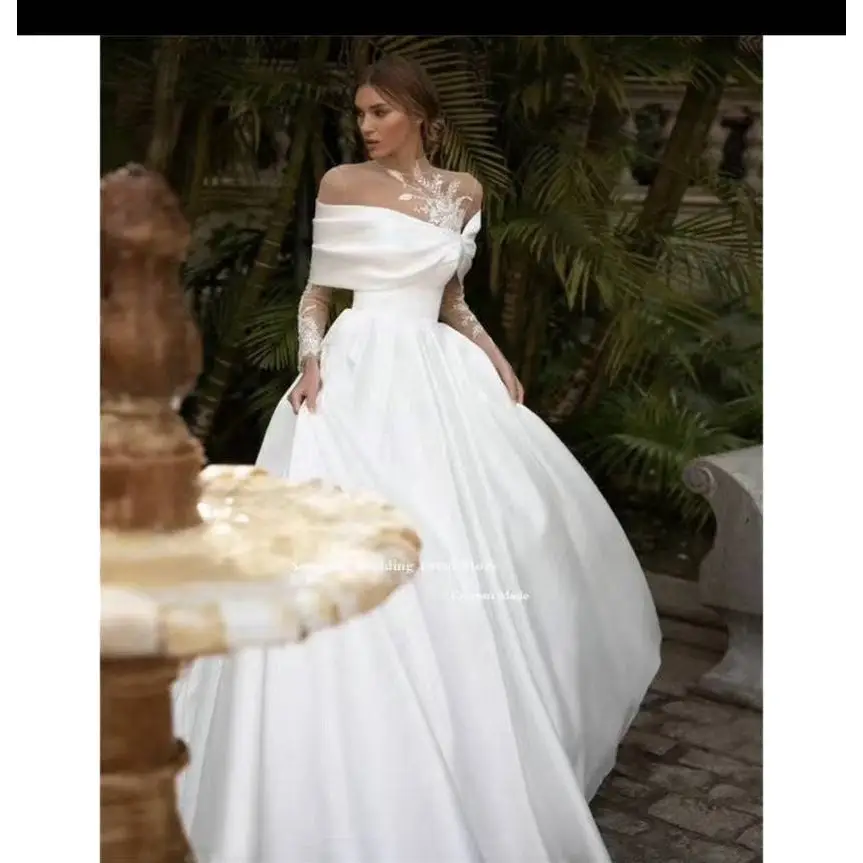 Raglan Sleeve Long Sleeve White Tutu Wedding Dress