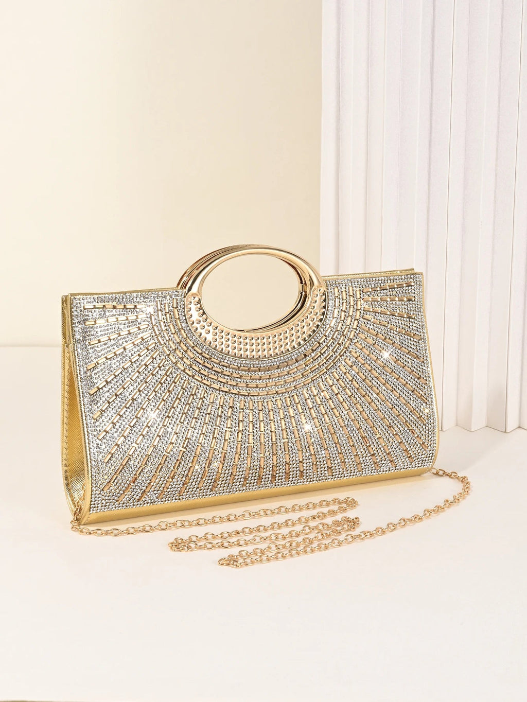 Retro Big-Ring Dinner Clutch - Luzilly Bridal & Apparel