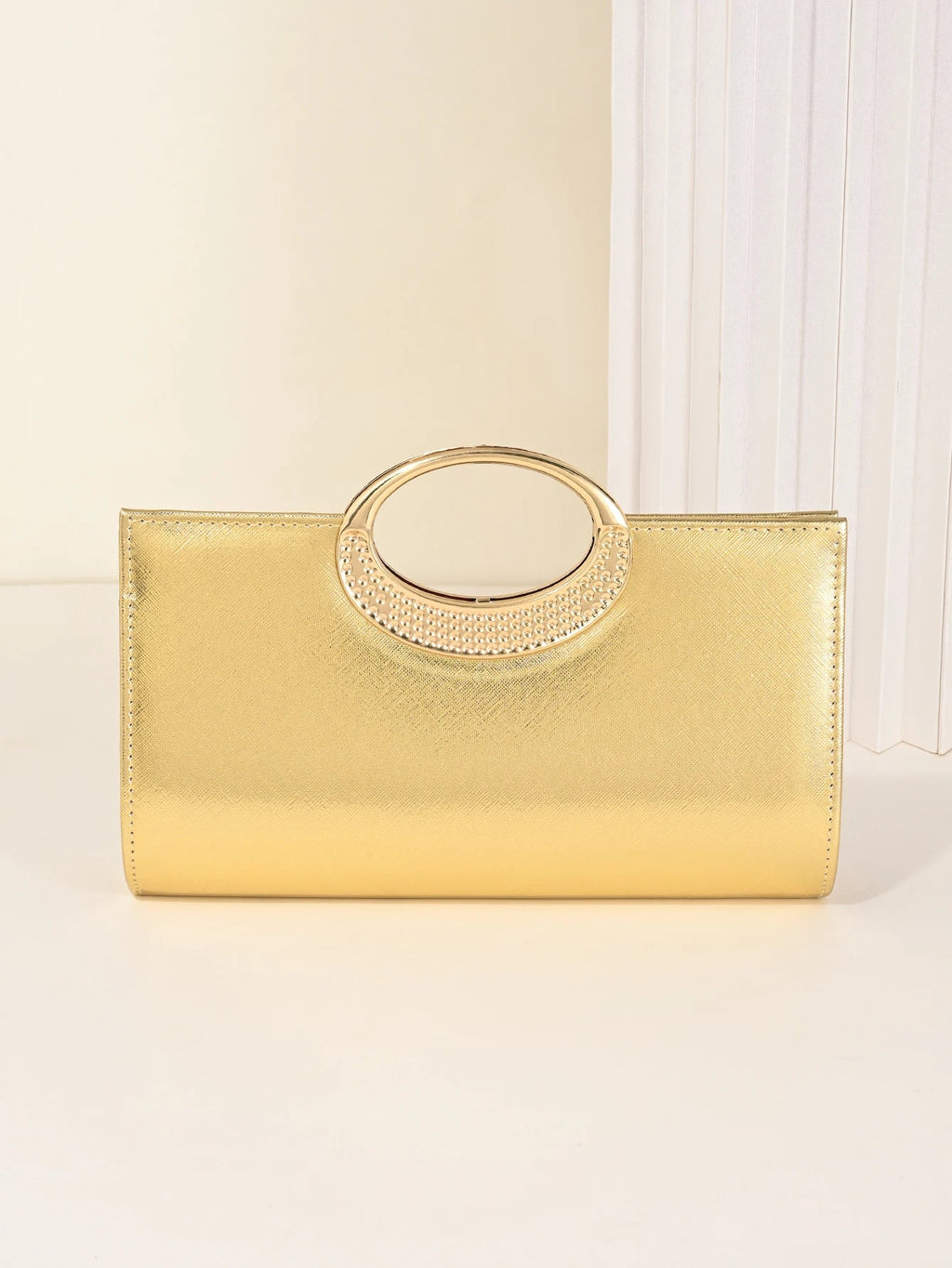 Retro Big-Ring Dinner Clutch - Luzilly Bridal & Apparel