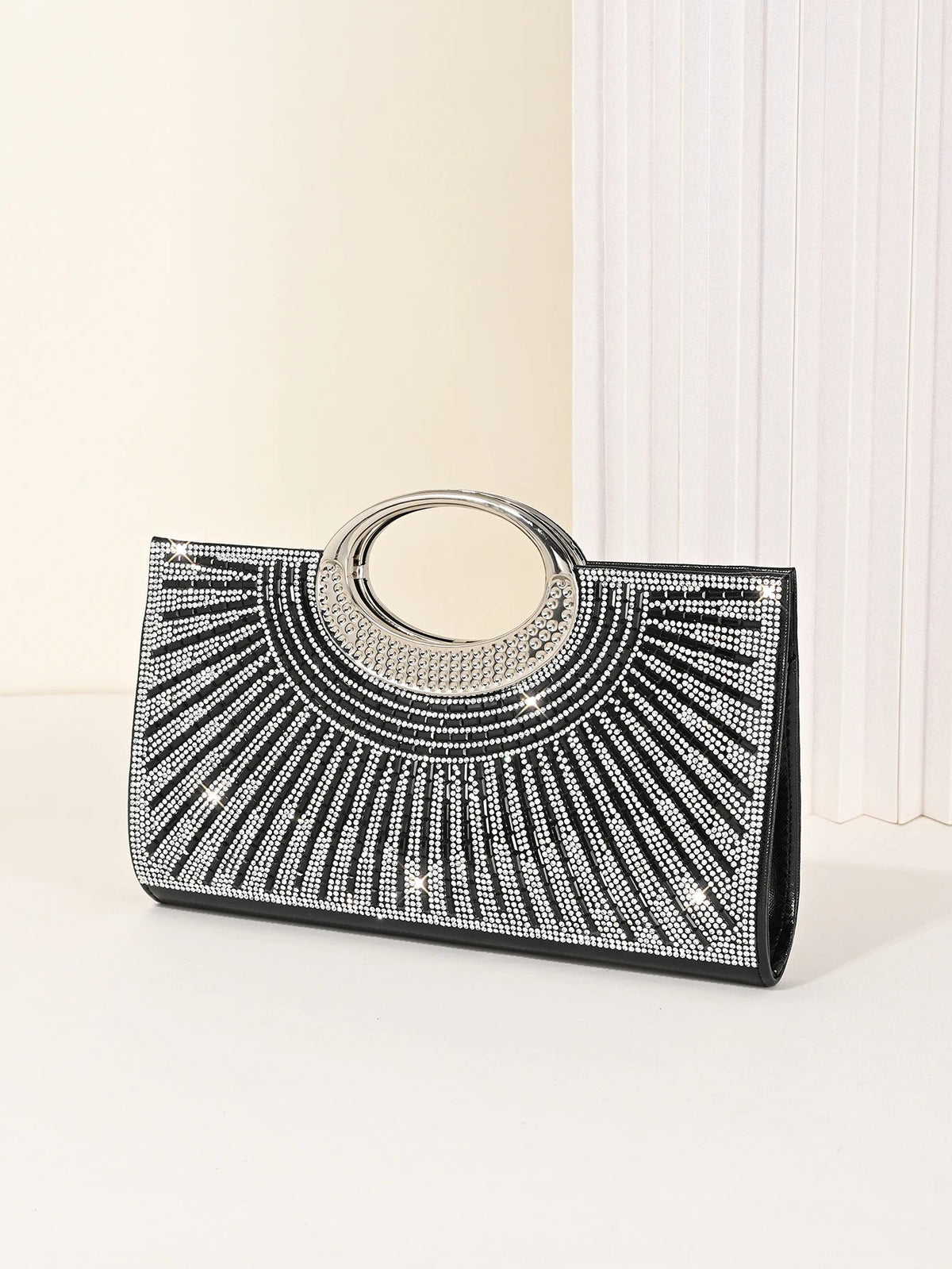 Retro Big-Ring Dinner Clutch - Luzilly Bridal & Apparel