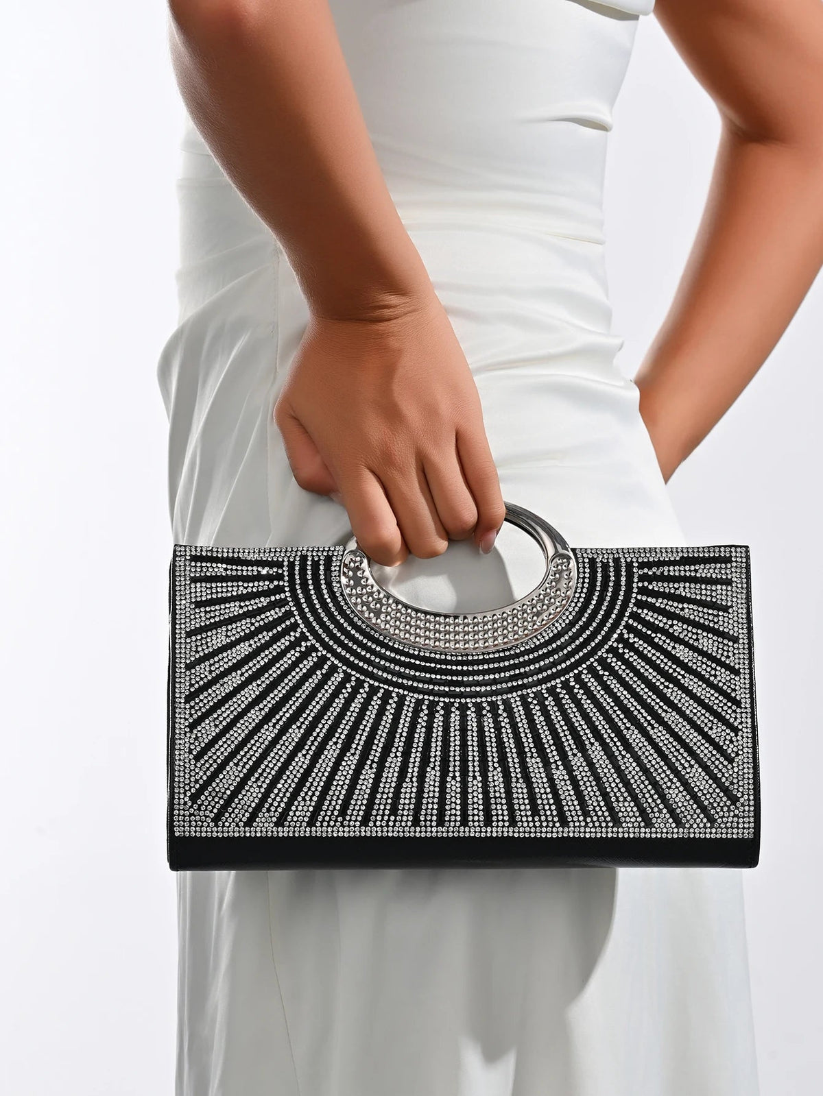 Retro Big-Ring Dinner Clutch - Luzilly Bridal & Apparel