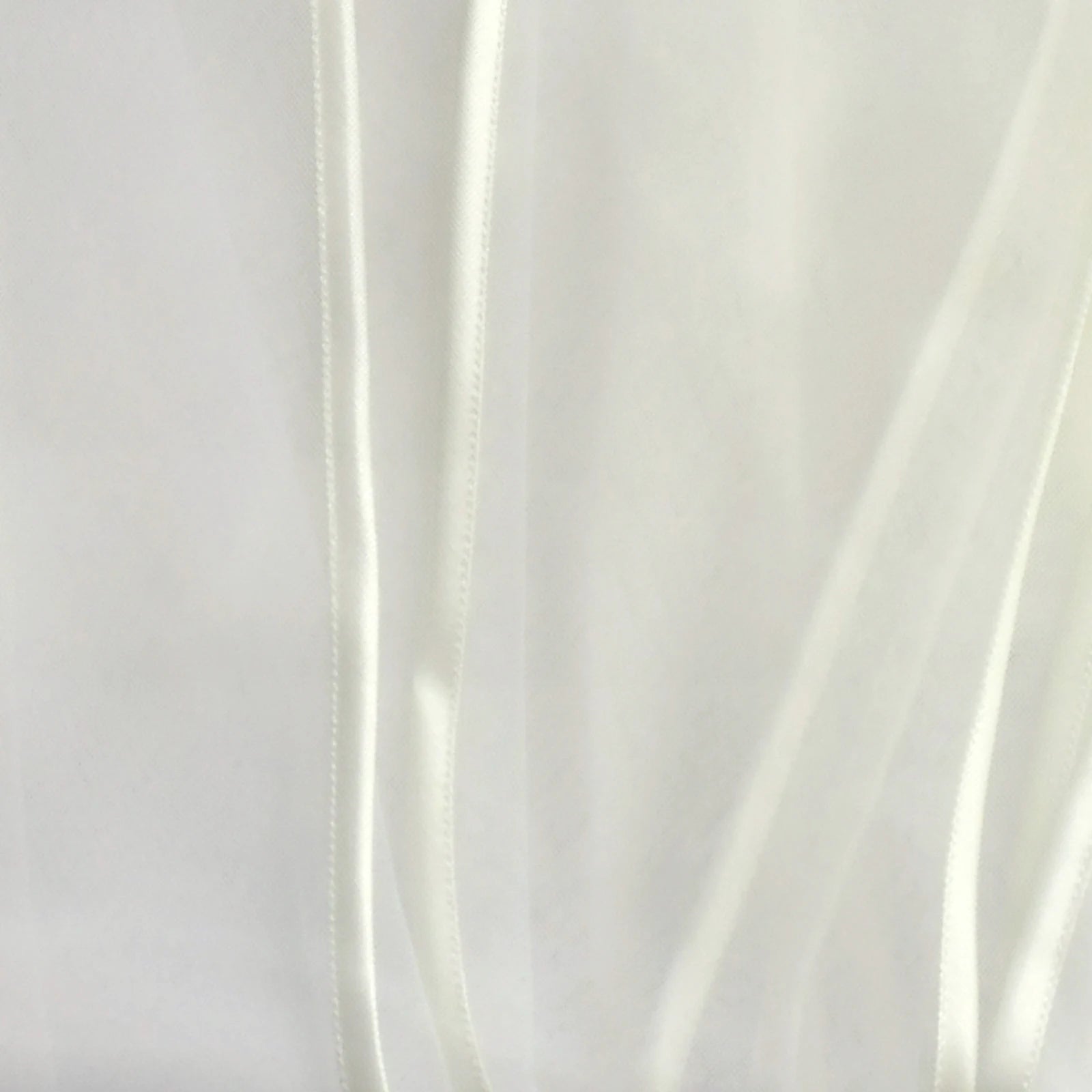 Ribbon Edge Two-Tier Cathedral Wedding Veil - Luzilly Bridal & Apparel