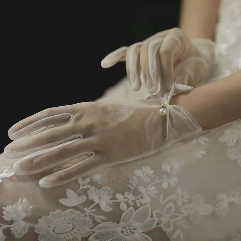 Satin Petal & Pearl Bow Short Bridal Gloves - Luzilly Bridal & Apparel