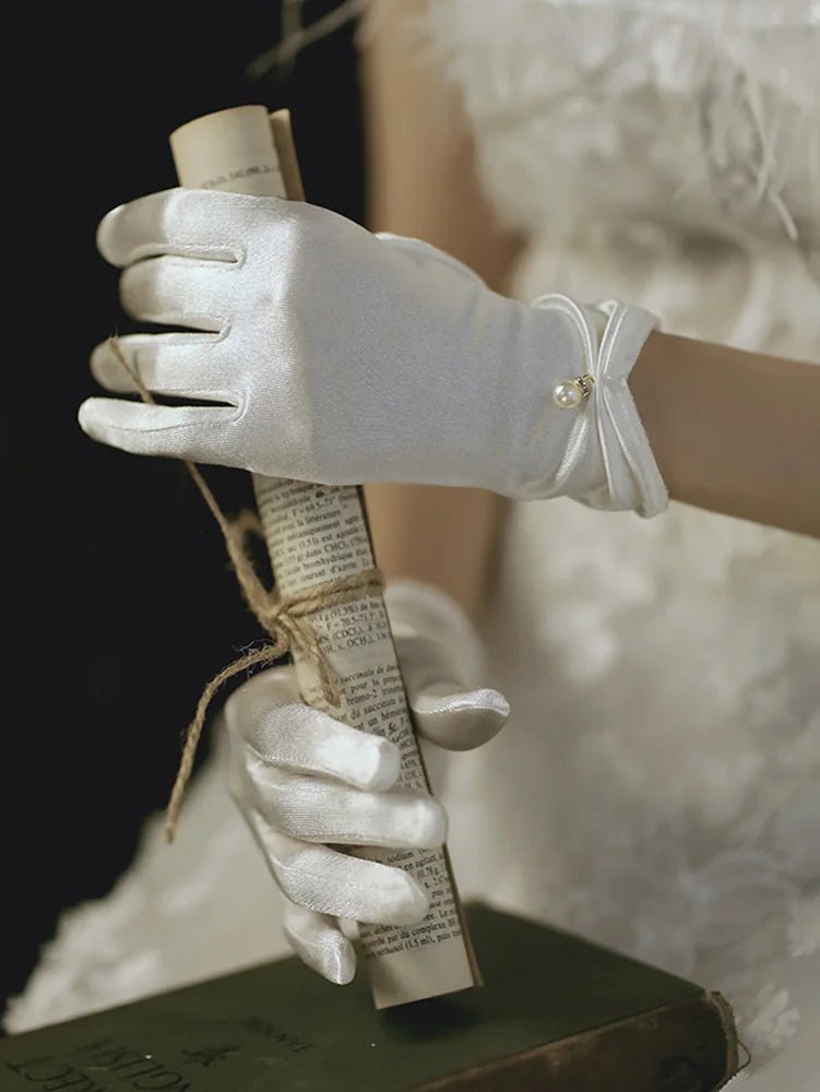 Satin Petal & Pearl Bow Short Bridal Gloves - Luzilly Bridal & Apparel