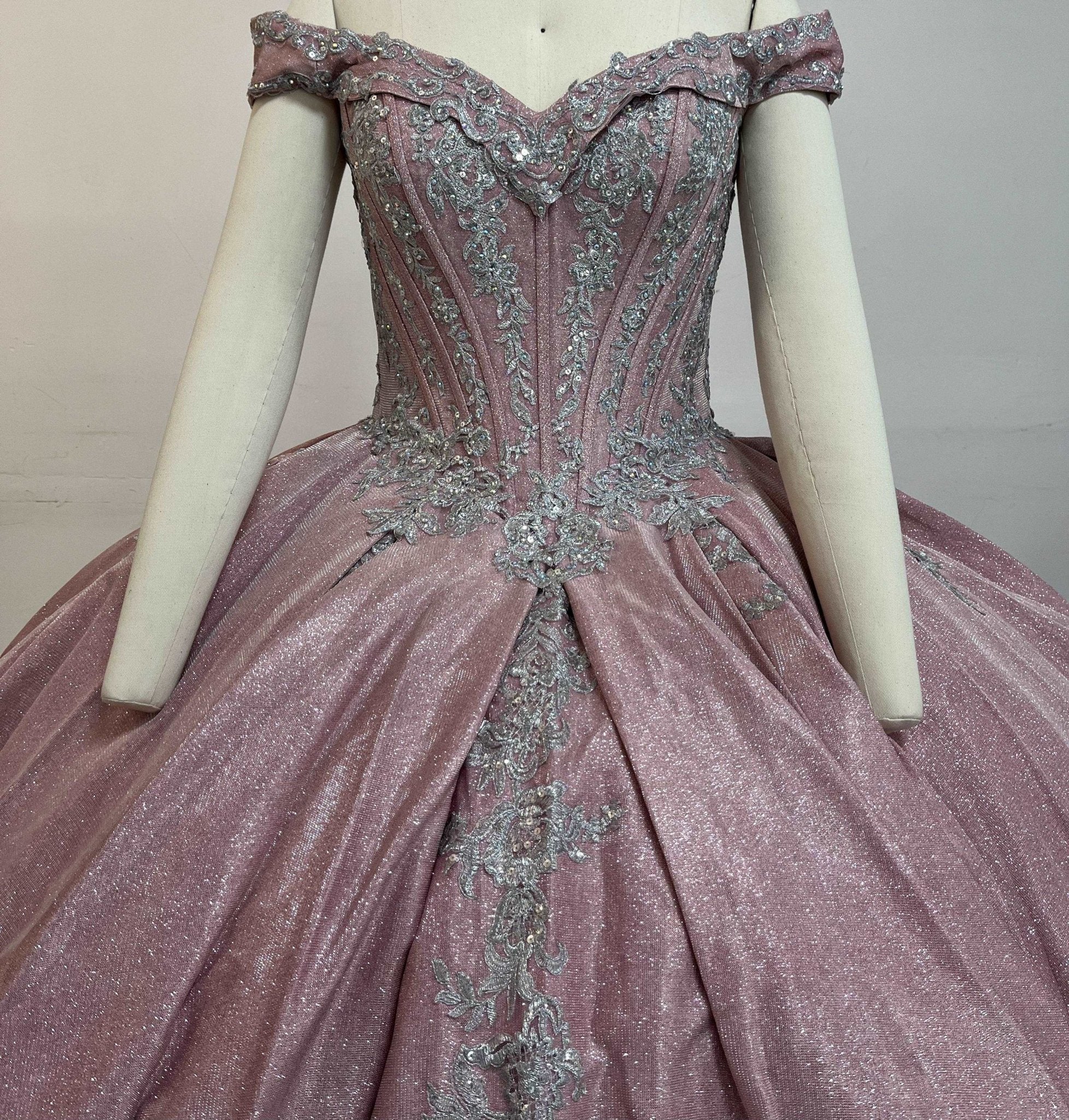 Sequined Slim-Waist Quinceañera Gown - Luzilly Bridal & Apparel
