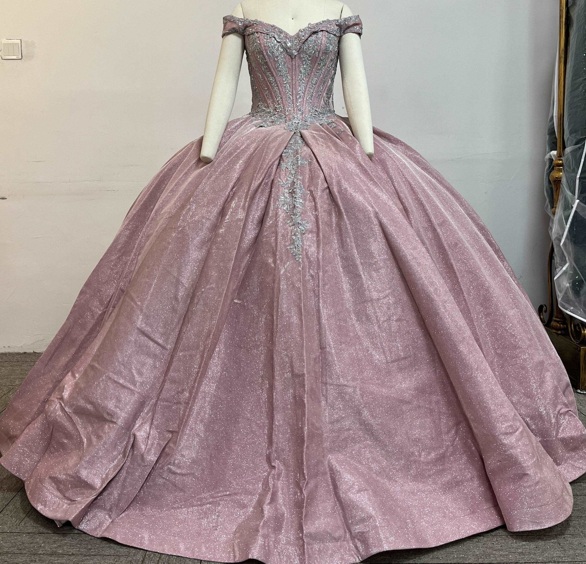 Sequined Slim-Waist Quinceañera Gown - Luzilly Bridal & Apparel
