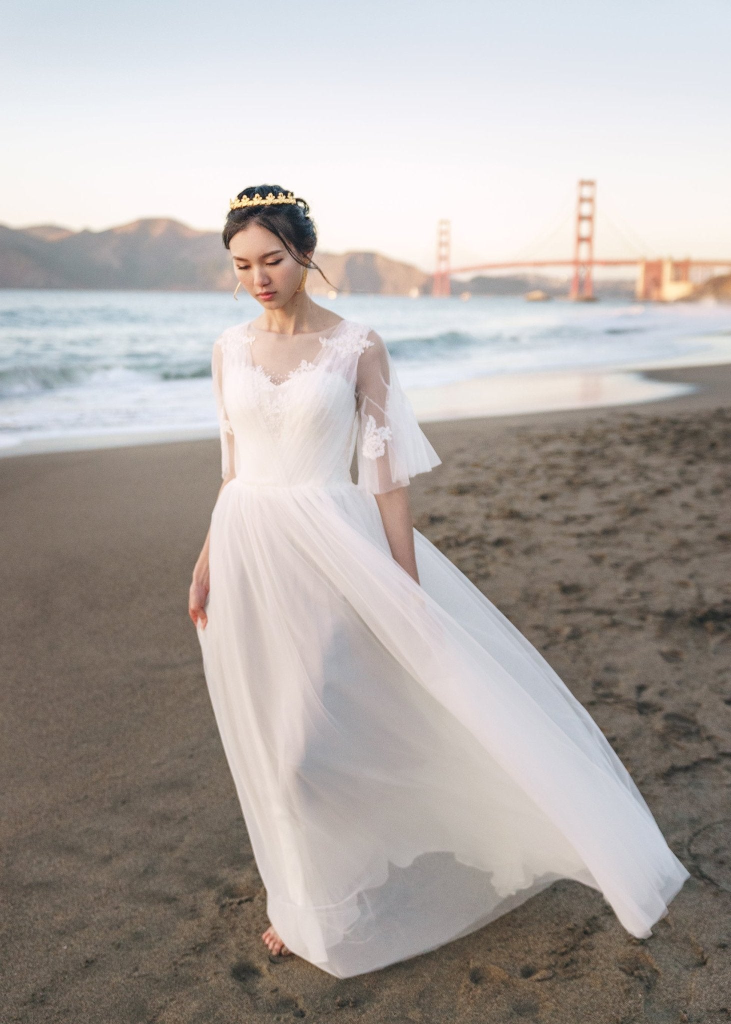 Short Sleeves A-line light-weight lace applique tulle mini wedding dress - Luzilly Bridal & Apparel