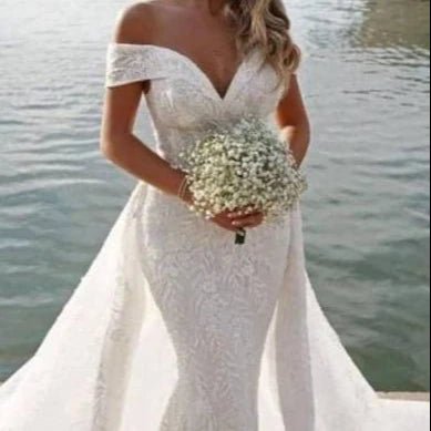 Slim Mermaid Wedding Dress with Detachable Train - Luzilly Bridal & Apparel