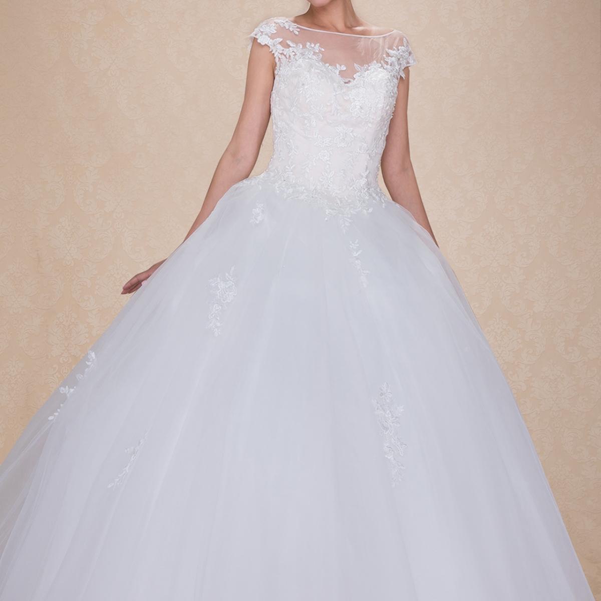Square-Neck Tulle Wedding Gown - Luzilly Bridal & Apparel