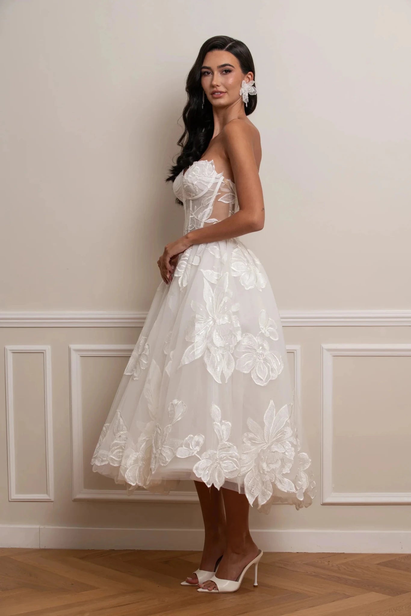 Sweetheart Corset Tea-Length Wedding Dress with 3D Floral Lace - Luzilly Bridal & Apparel