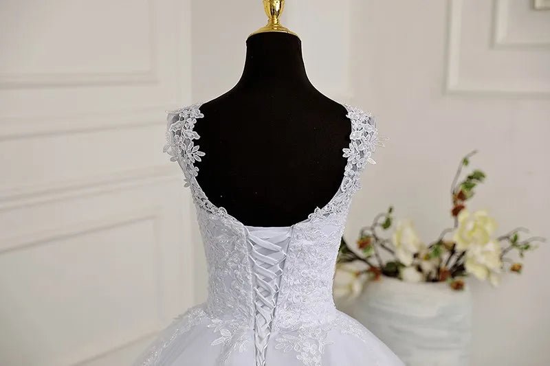 Sweetheart Lace Ball Gown in Colour - Luzilly Bridal & Apparel