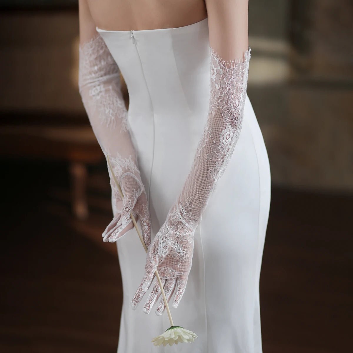 Three-Meter Cathedral Lace Wedding Veil - Luzilly Bridal & Apparel
