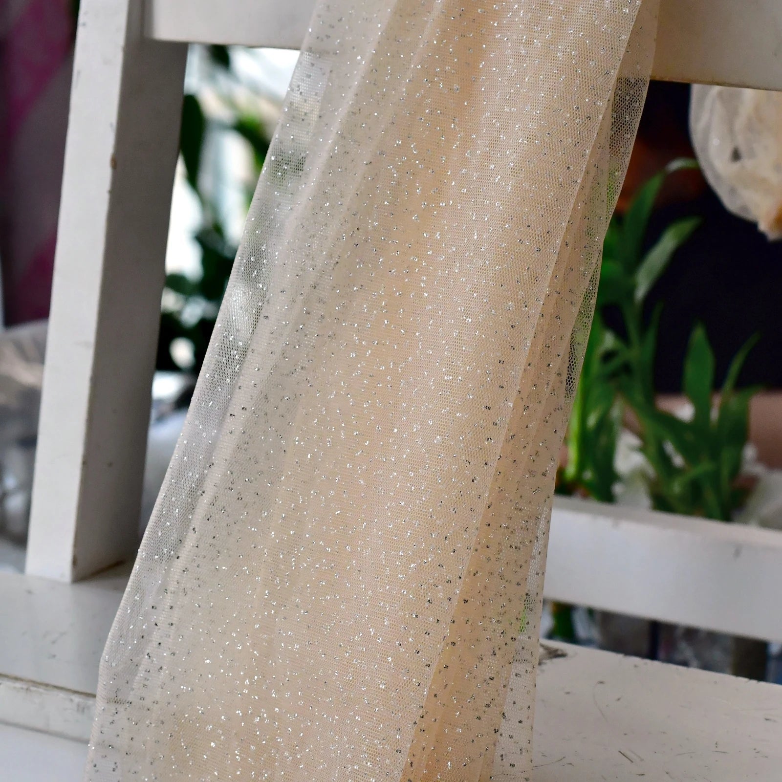 Three-Meter Cathedral Tulle Veil with Hair Comb - Luzilly Bridal & Apparel