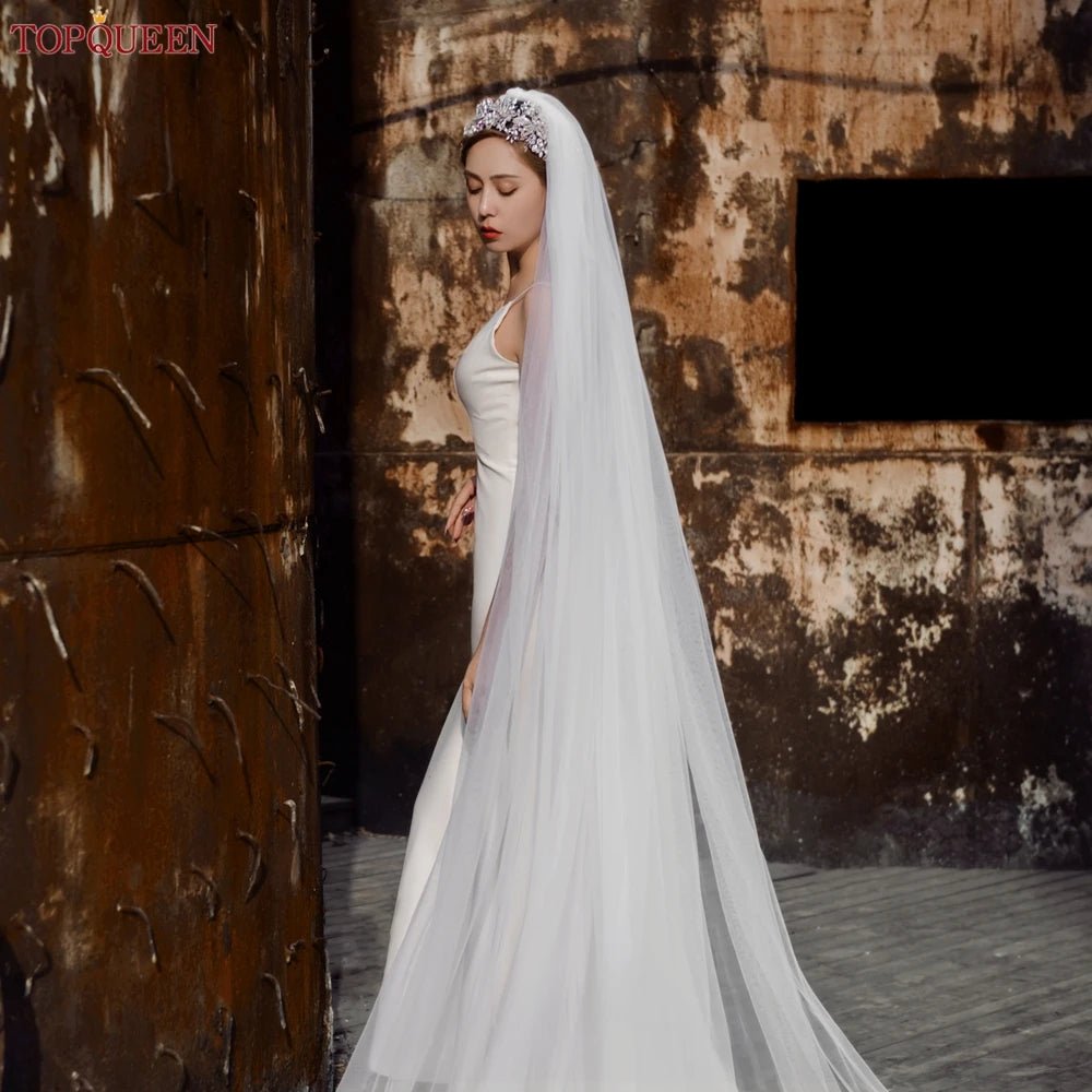 Three-Meter Cathedral Tulle Veil with Hair Comb - Luzilly Bridal & Apparel