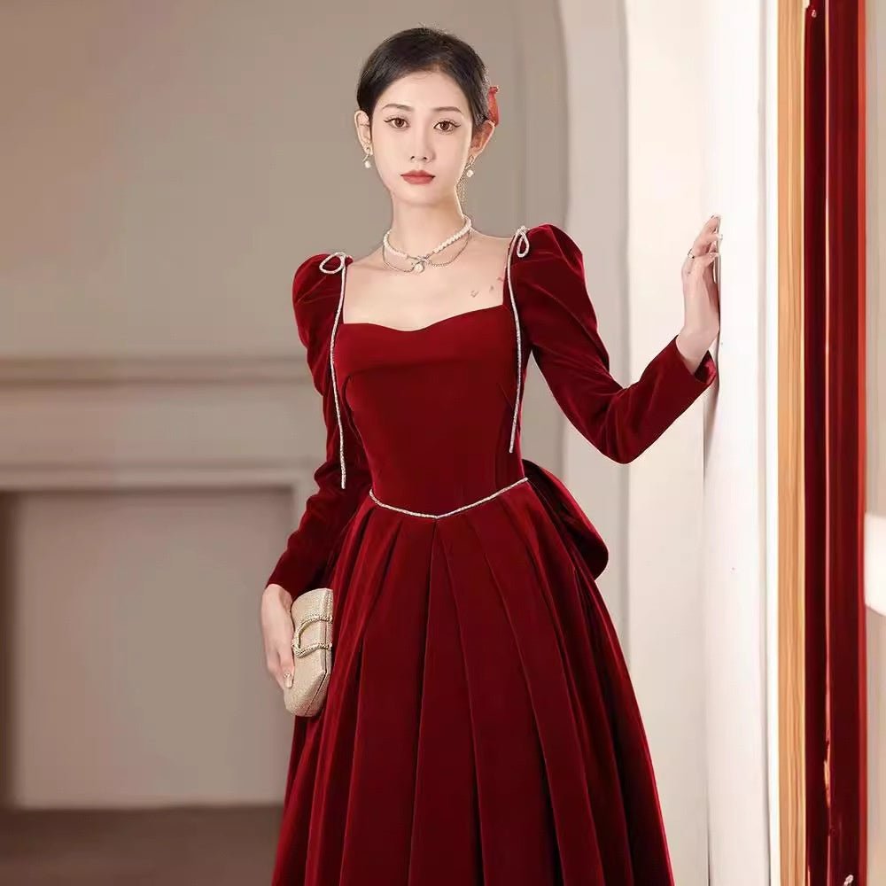 Toast Bride Red Velvet Wedding Dress - Luzilly Bridal & Apparel