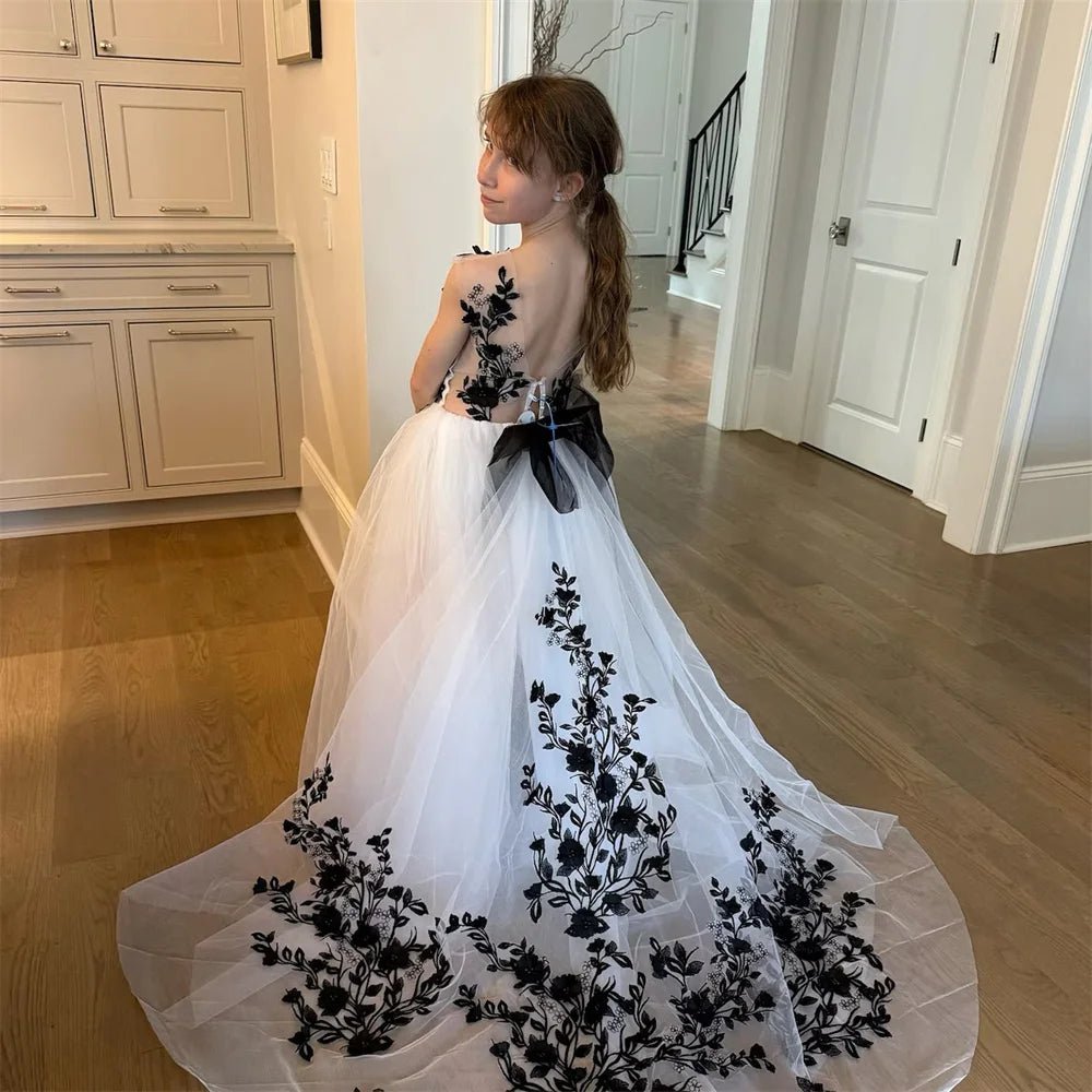Tulle Applique Princess Flower Girl Dress Floor Length Elegant Sleeveless Classic Formal First Communion Dress Customized - Luzilly Bridal & Apparel