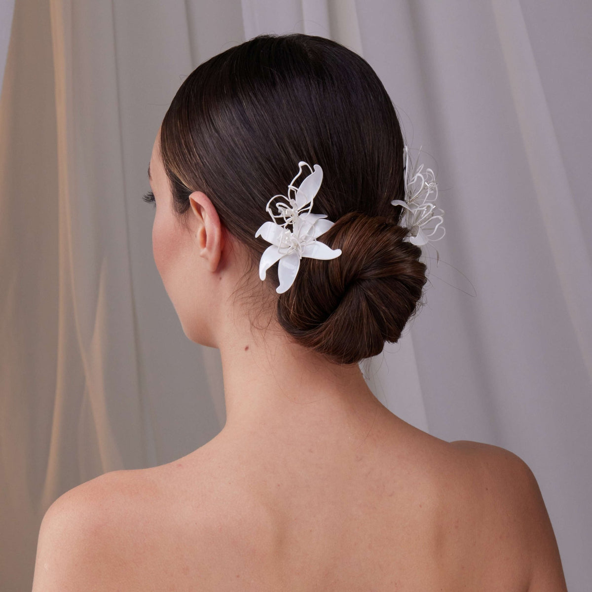 Two-Piece Resin Flower Hair Pin Set - Luzilly Bridal & Apparel