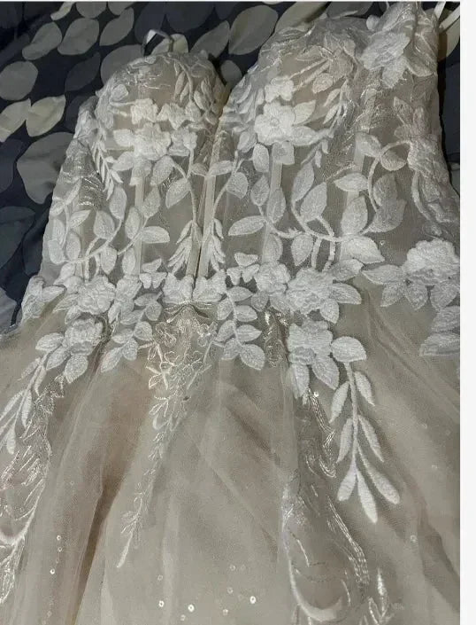 V-Neck 3D Floral Lace A-Line Wedding Gown - Luzilly Bridal & Apparel