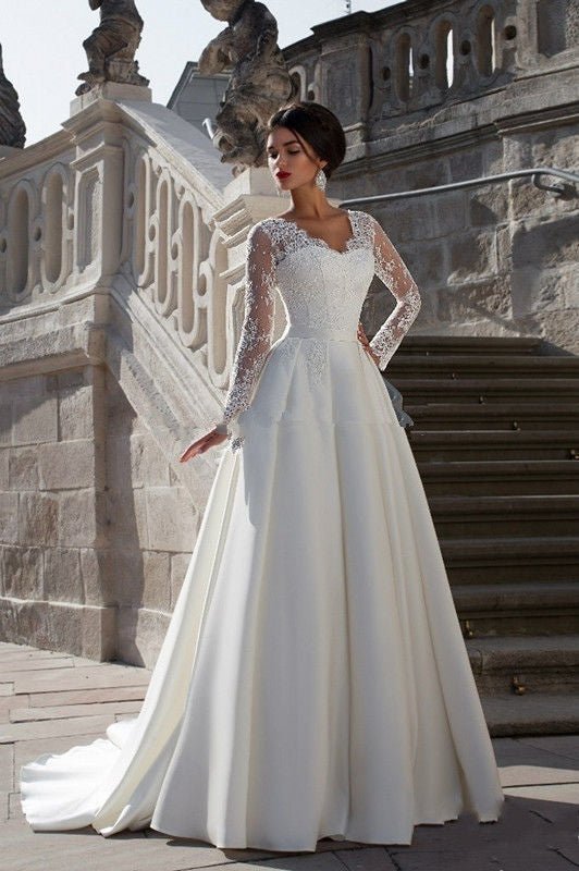 V-neck Wedding Dress New European Style Simple Trailing Tail - Luzilly Bridal & Apparel