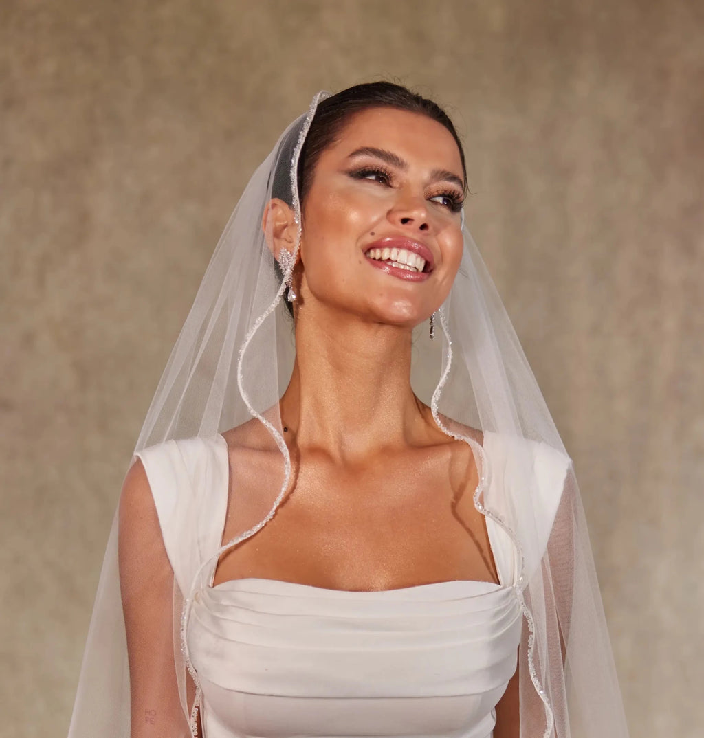 Wavy Beaded Edge Minimalist Wedding Veil - Luzilly Bridal & Apparel