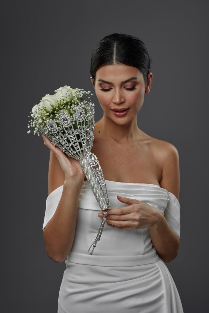 Wedding Bouquet Holder, Bridal Accessories - Luzilly Bridal & Apparel