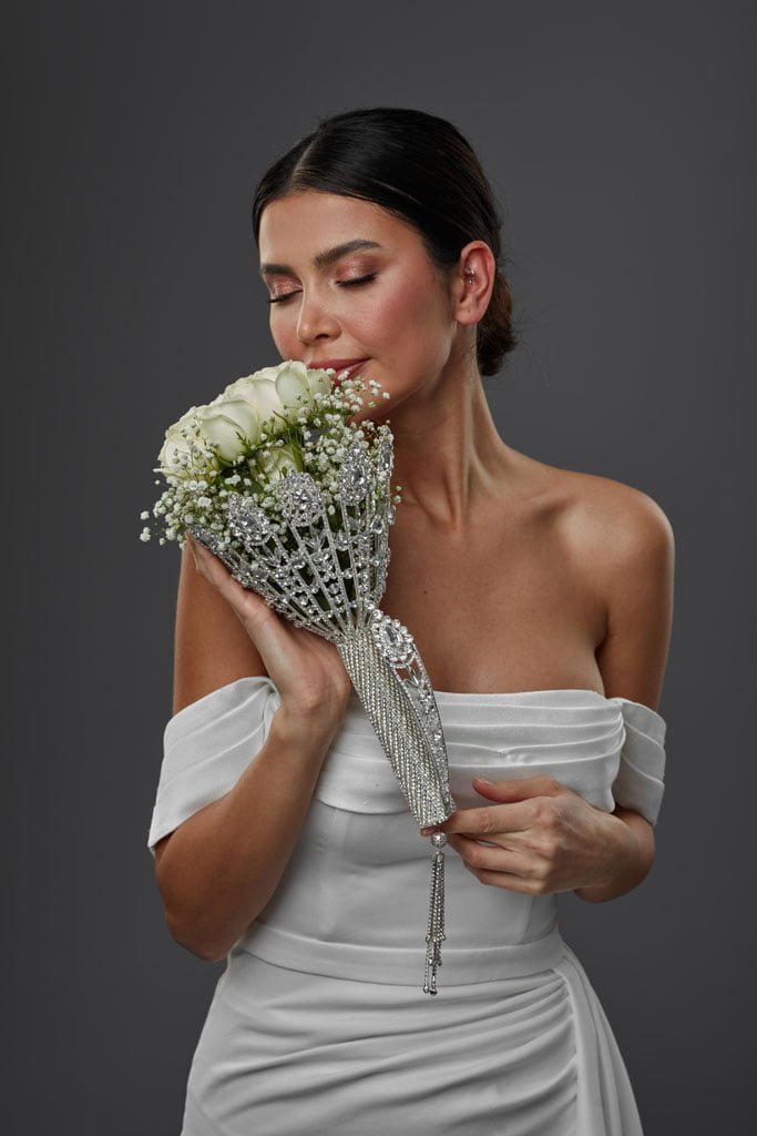 Wedding Bouquet Holder, Bridal Accessories - Luzilly Bridal & Apparel