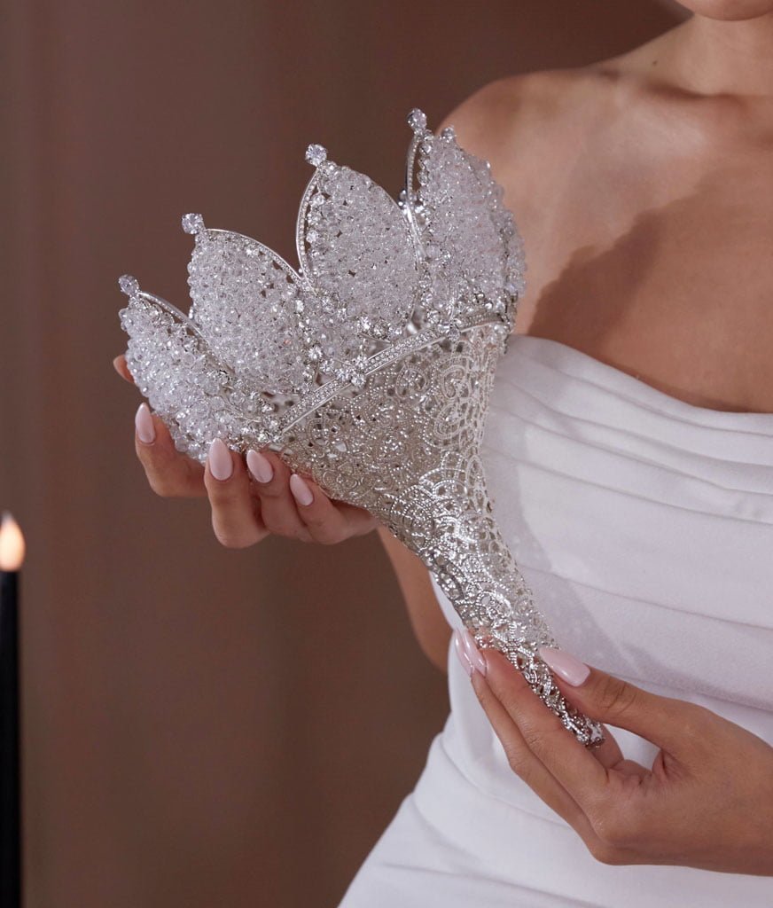 Wedding Bouquet Holder, Quinceañera Bouquet - Luzilly Bridal & Apparel