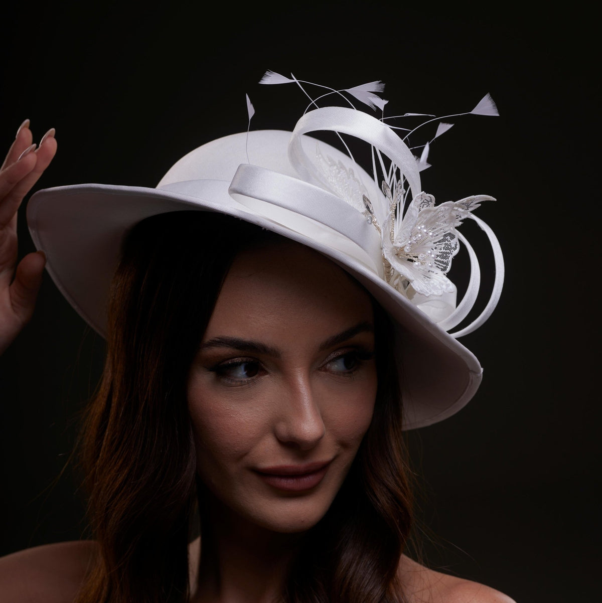 White Bridal Hat with Flower and Ribbon - Luzilly Bridal & Apparel