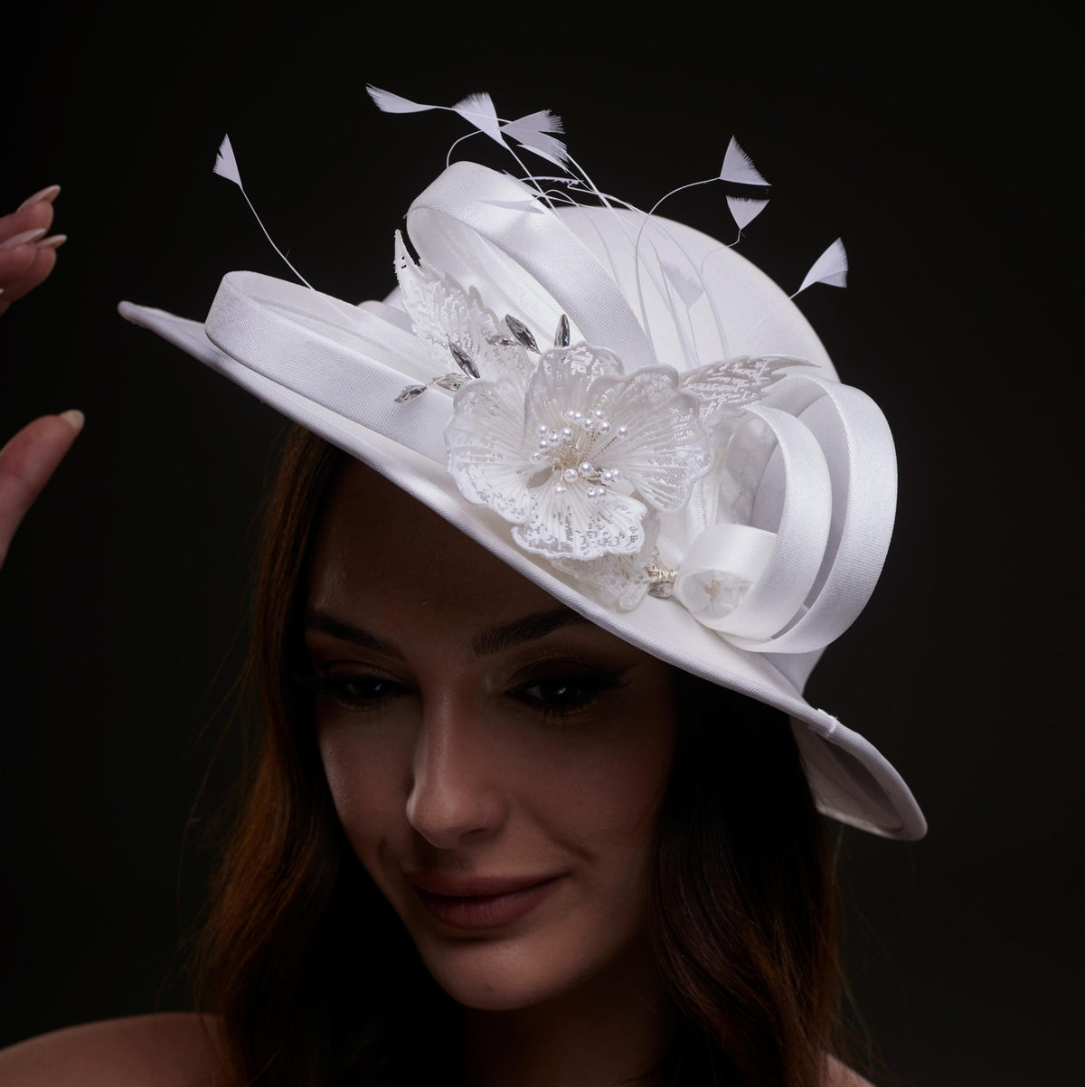 White Bridal Hat with Flower and Ribbon - Luzilly Bridal & Apparel