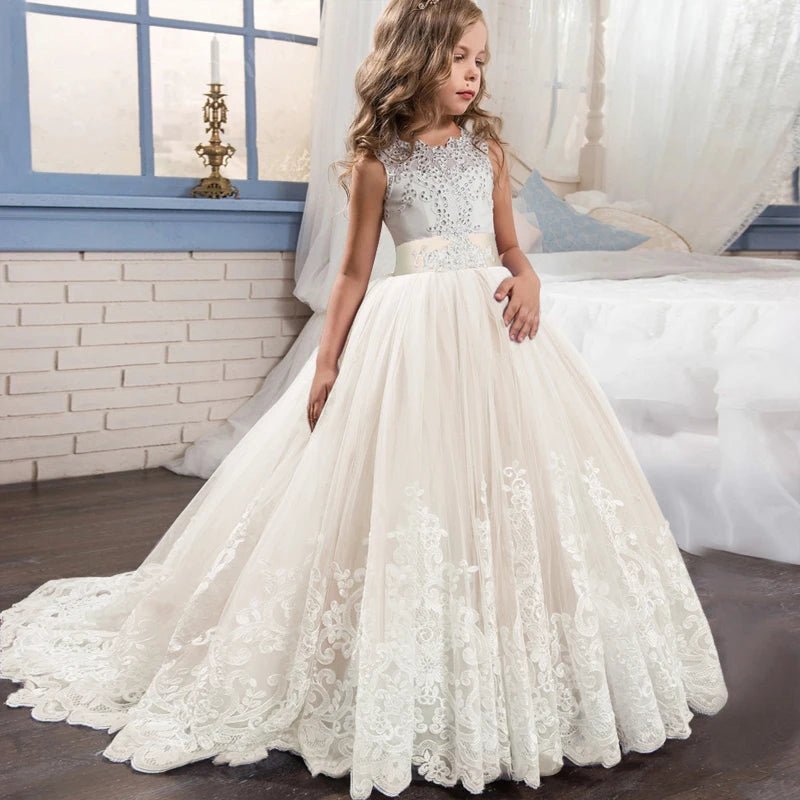 White Lace Trailing Flower Girl Communion Dress - Luzilly Bridal & Apparel