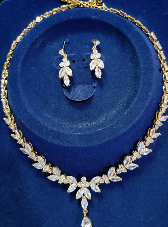 Zircon Simple Bridal Set - Luzilly Bridal & Apparel