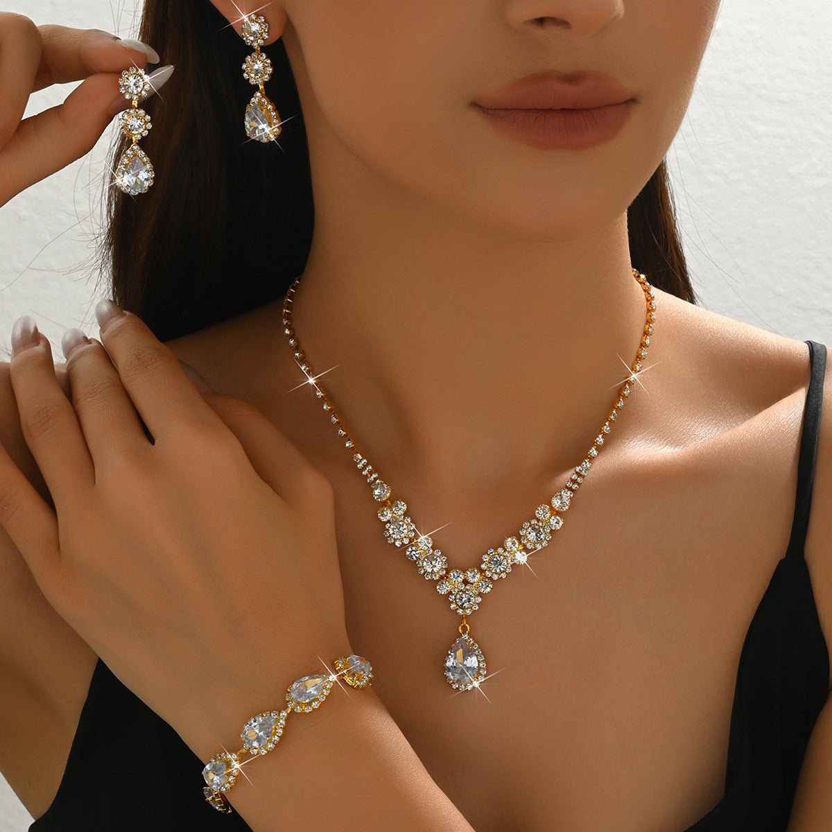 Zircon Three-Piece Bridal Set - Luzilly Bridal & Apparel